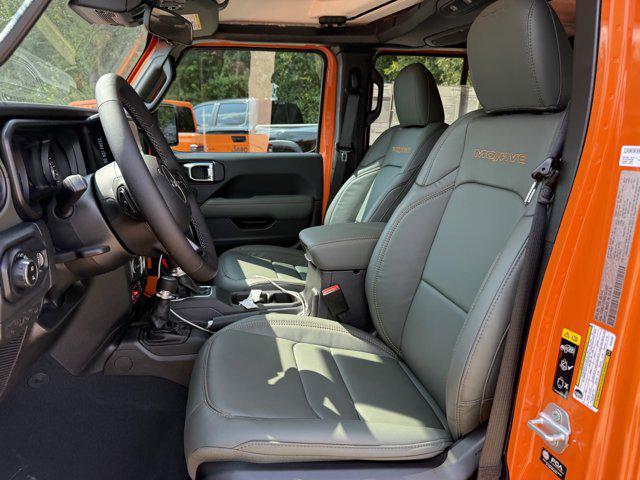 new 2025 Jeep Gladiator car, priced at $48,045