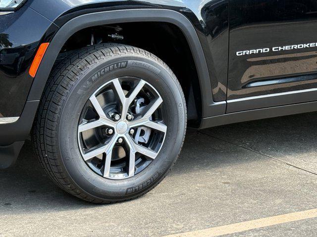 new 2025 Jeep Grand Cherokee L car, priced at $44,696