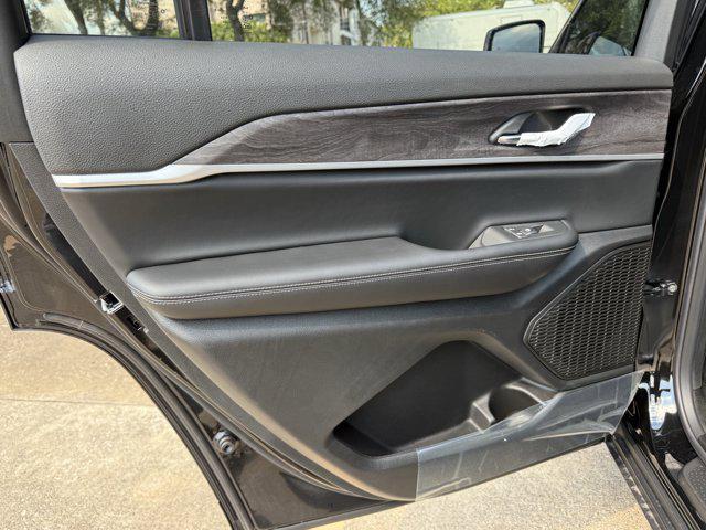 new 2025 Jeep Grand Cherokee L car, priced at $44,696