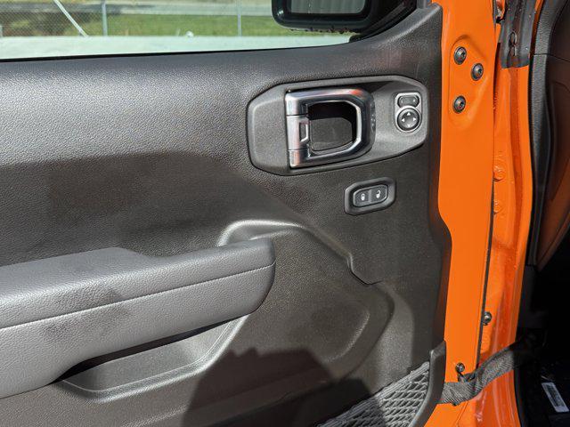 new 2025 Jeep Gladiator car, priced at $39,025