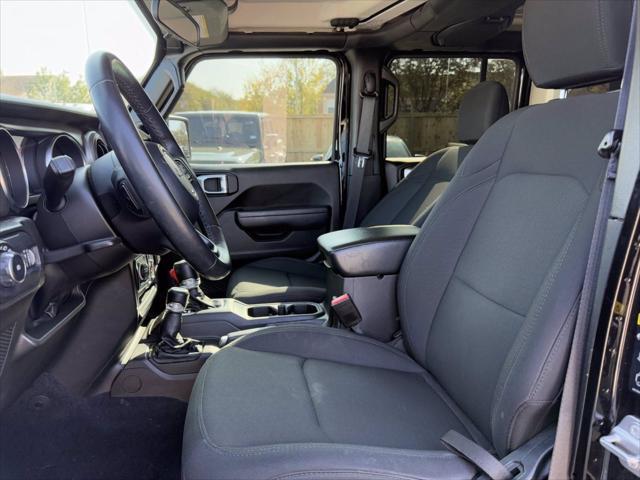 used 2022 Jeep Wrangler Unlimited car, priced at $31,000