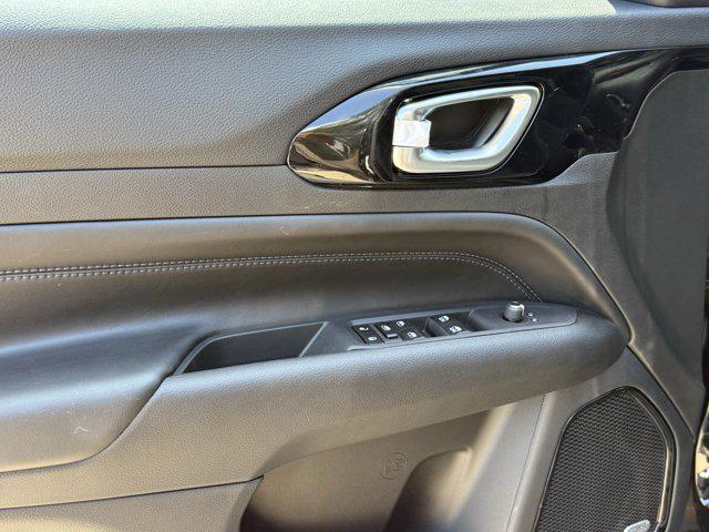 new 2025 Jeep Compass car, priced at $32,906