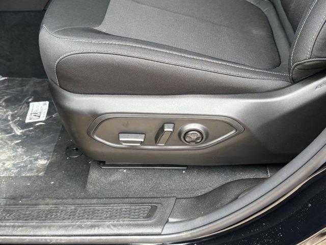 new 2025 Jeep Grand Cherokee car, priced at $34,447