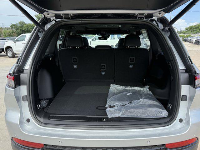 new 2025 Jeep Grand Cherokee car, priced at $44,111