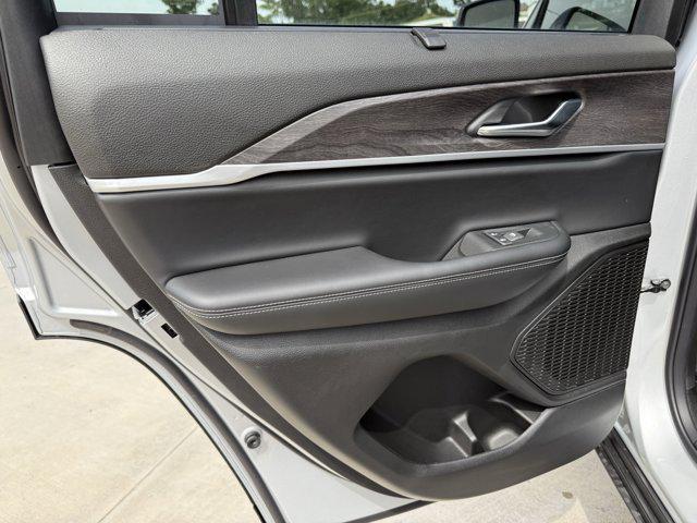 new 2025 Jeep Grand Cherokee car, priced at $44,111