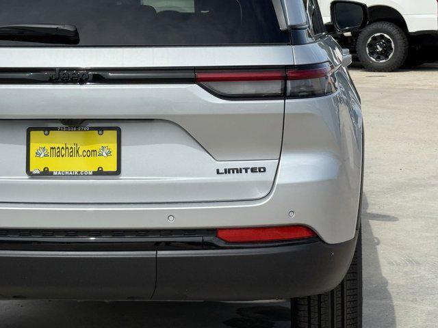 new 2025 Jeep Grand Cherokee car, priced at $44,111
