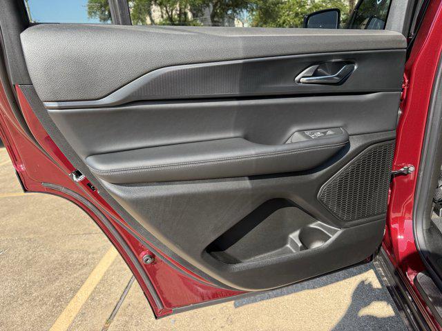 new 2025 Jeep Grand Cherokee L car, priced at $40,255