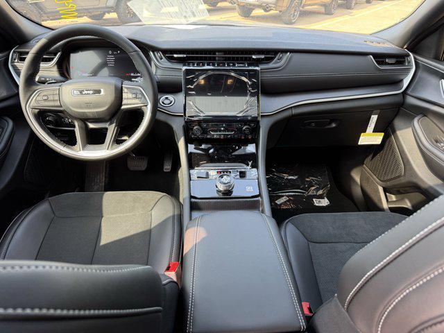 new 2025 Jeep Grand Cherokee L car, priced at $40,255