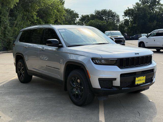 new 2025 Jeep Grand Cherokee L car, priced at $40,255