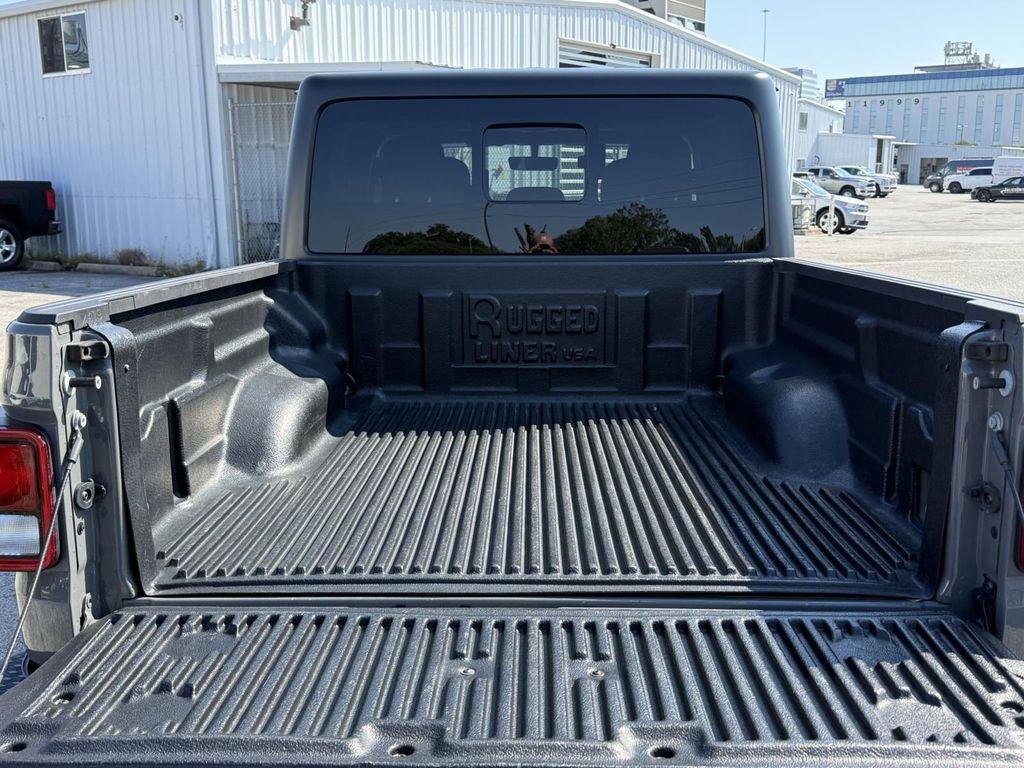 used 2021 Jeep Gladiator car, priced at $29,500