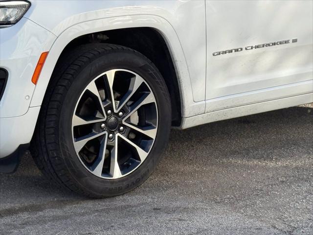 used 2022 Jeep Grand Cherokee car, priced at $31,000