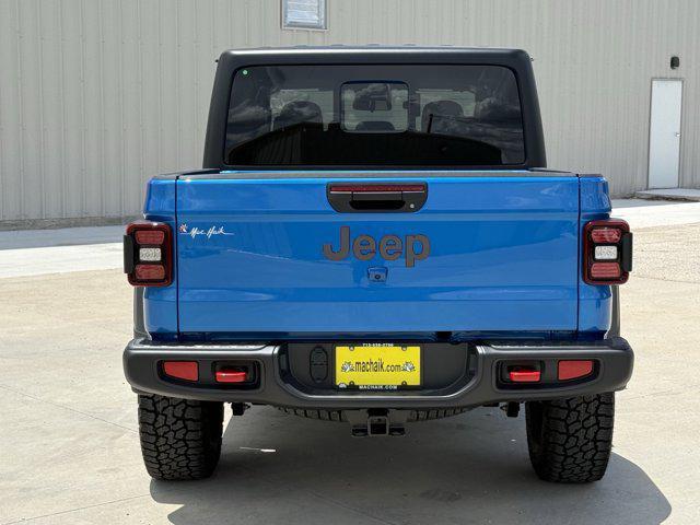 new 2025 Jeep Gladiator car, priced at $44,879