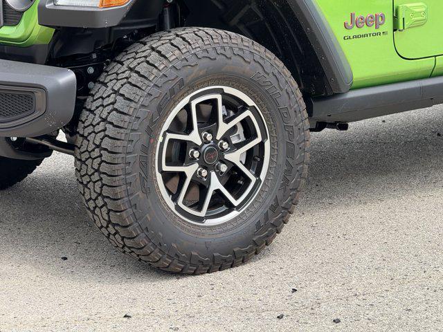 new 2025 Jeep Gladiator car, priced at $42,877