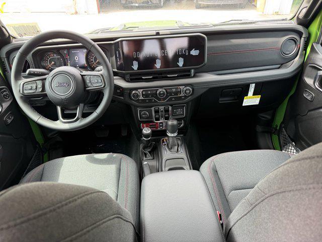 new 2025 Jeep Gladiator car, priced at $42,877