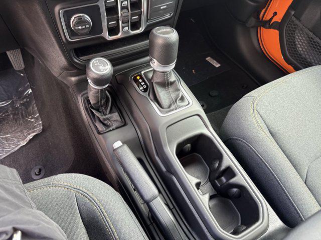 new 2025 Jeep Gladiator car, priced at $35,419