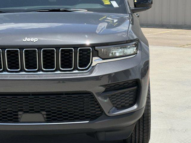 new 2025 Jeep Grand Cherokee car, priced at $33,175