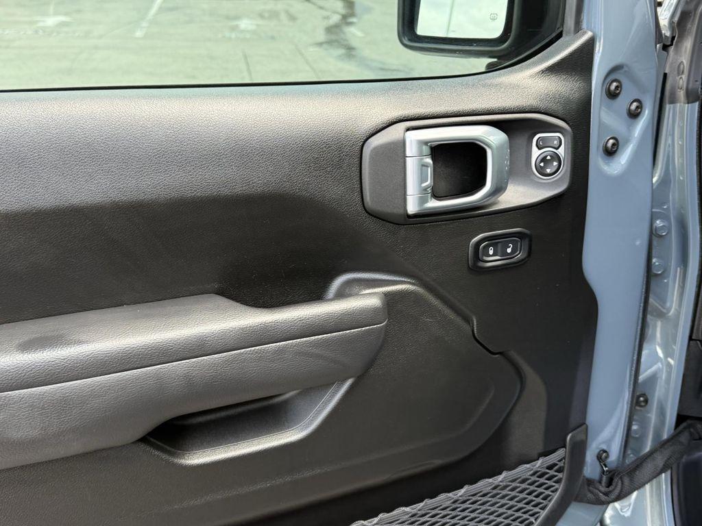 used 2024 Jeep Gladiator car, priced at $38,000