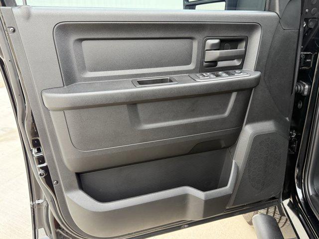 new 2025 Ram 3500 car, priced at $60,813