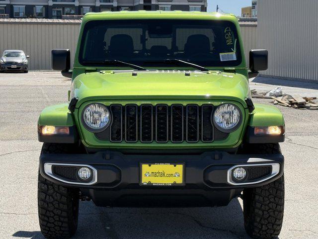 new 2025 Jeep Gladiator car, priced at $39,649