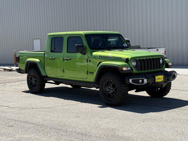 new 2025 Jeep Gladiator car, priced at $39,649