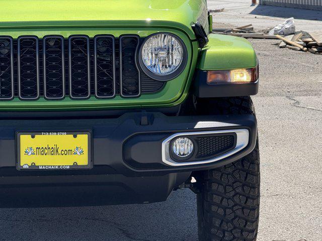 new 2025 Jeep Gladiator car, priced at $39,649