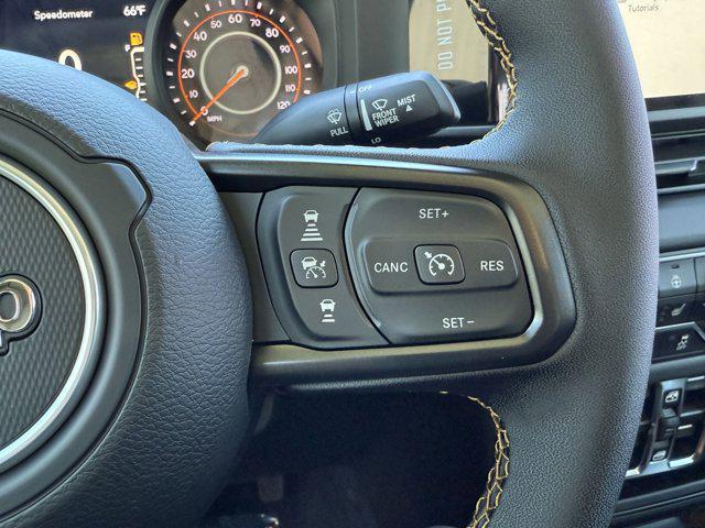 new 2025 Jeep Gladiator car, priced at $39,649