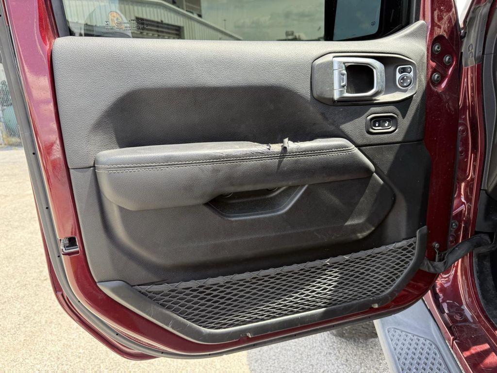 used 2021 Jeep Gladiator car, priced at $27,500