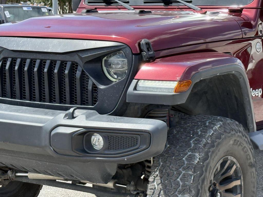 used 2021 Jeep Gladiator car, priced at $27,500