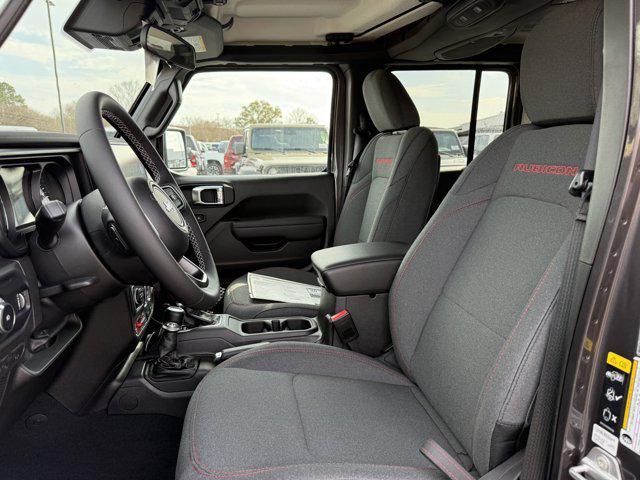 new 2025 Jeep Wrangler car, priced at $49,074