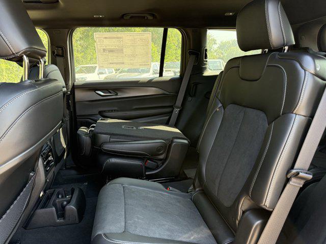 new 2025 Jeep Grand Cherokee L car, priced at $40,380