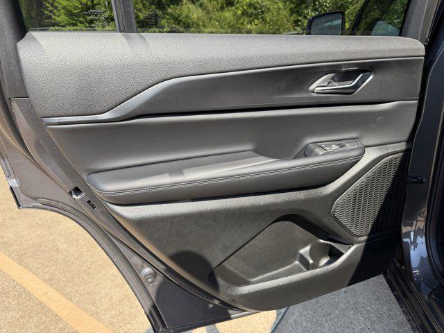 new 2025 Jeep Grand Cherokee L car, priced at $40,380