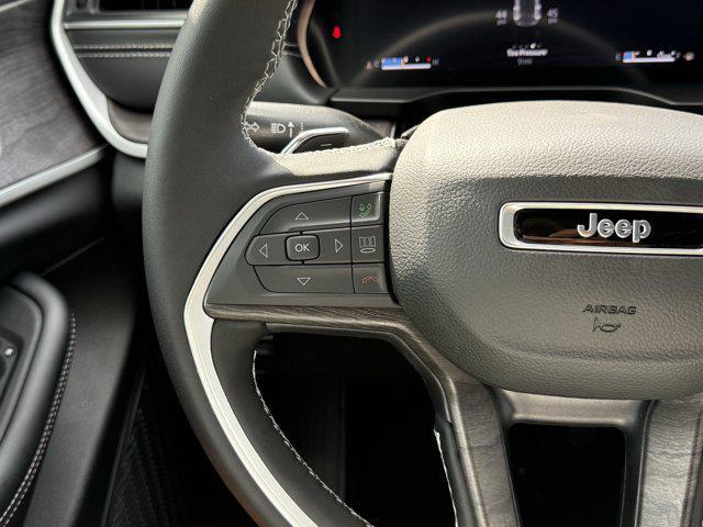 new 2025 Jeep Grand Cherokee car, priced at $35,224