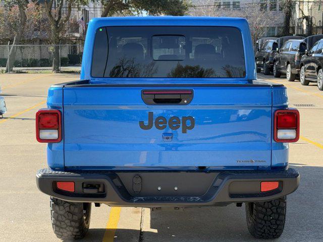 new 2025 Jeep Gladiator car, priced at $39,370