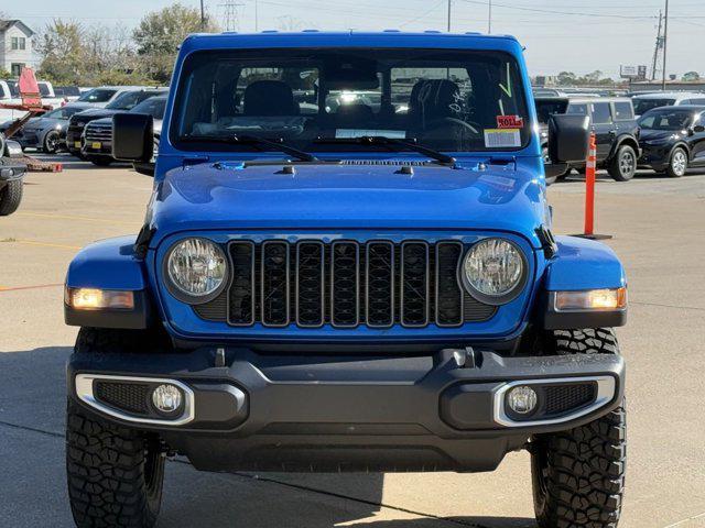 new 2025 Jeep Gladiator car, priced at $39,370