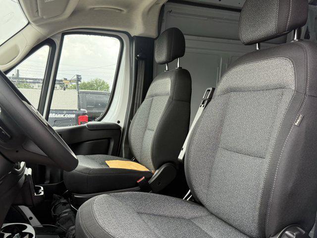 new 2025 Ram ProMaster 2500 car, priced at $45,107