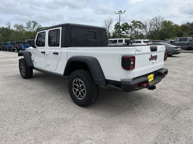 new 2024 Jeep Gladiator car, priced at $44,160