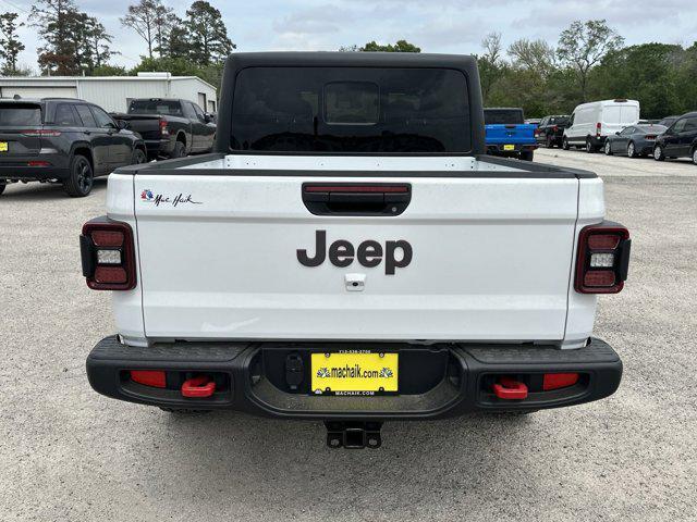 new 2024 Jeep Gladiator car, priced at $44,160