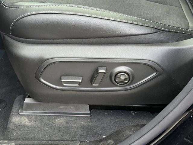 new 2025 Jeep Grand Cherokee car, priced at $40,630