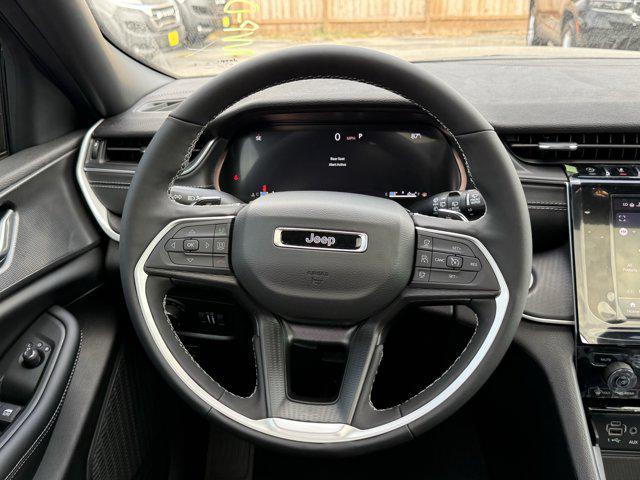 new 2025 Jeep Grand Cherokee car, priced at $40,630