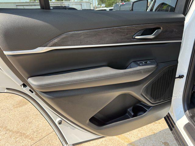 new 2025 Jeep Grand Cherokee L car, priced at $42,374