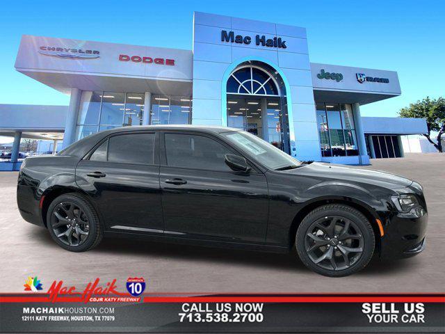 new 2023 Chrysler 300 car, priced at $27,475