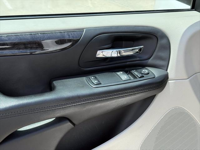 used 2014 Dodge Grand Caravan car
