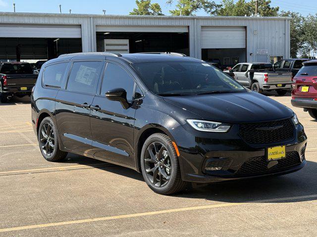 new 2026 Chrysler Pacifica car, priced at $42,710