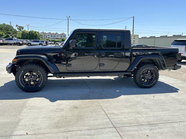 new 2024 Jeep Gladiator car, priced at $35,216