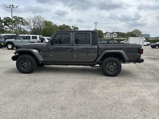 new 2024 Jeep Gladiator car, priced at $32,624