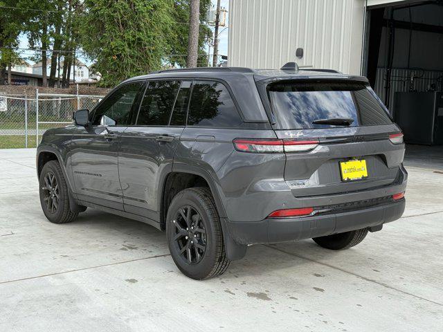new 2025 Jeep Grand Cherokee car, priced at $35,235