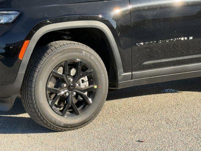 new 2025 Jeep Grand Cherokee L car, priced at $35,684