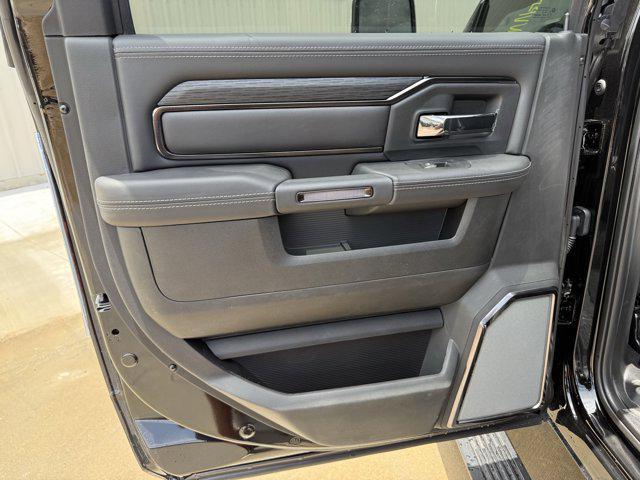 new 2025 Ram 2500 car, priced at $80,425