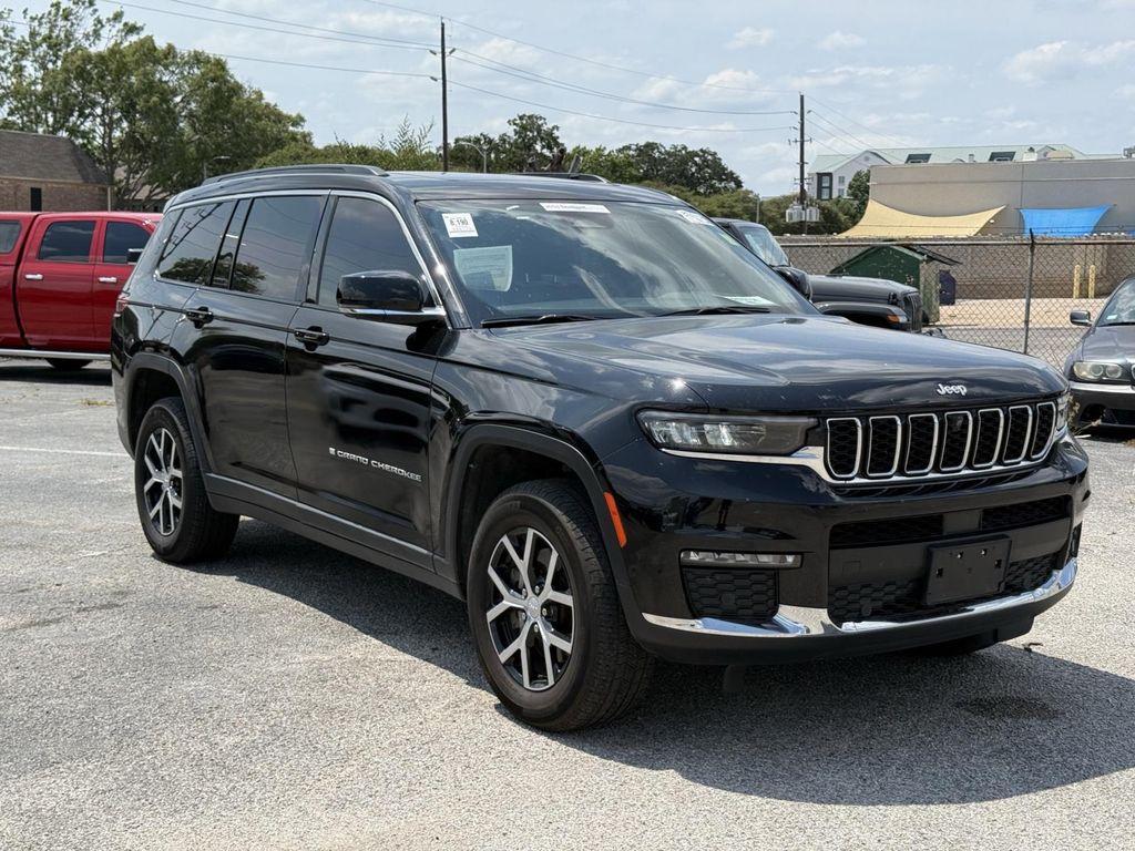 used 2024 Jeep Grand Cherokee L car, priced at $30,500