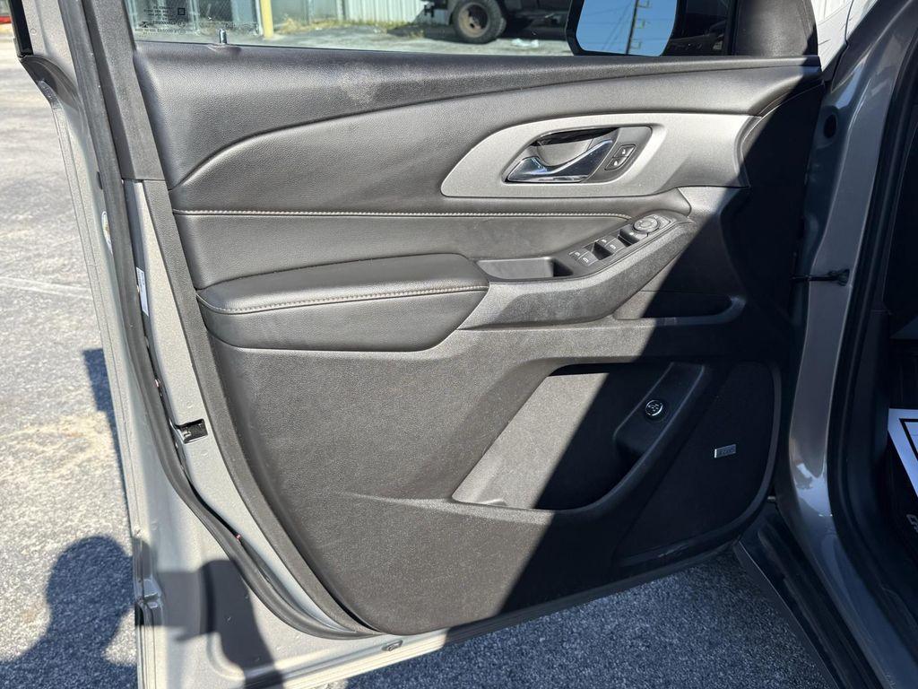 used 2018 Chevrolet Traverse car, priced at $12,500